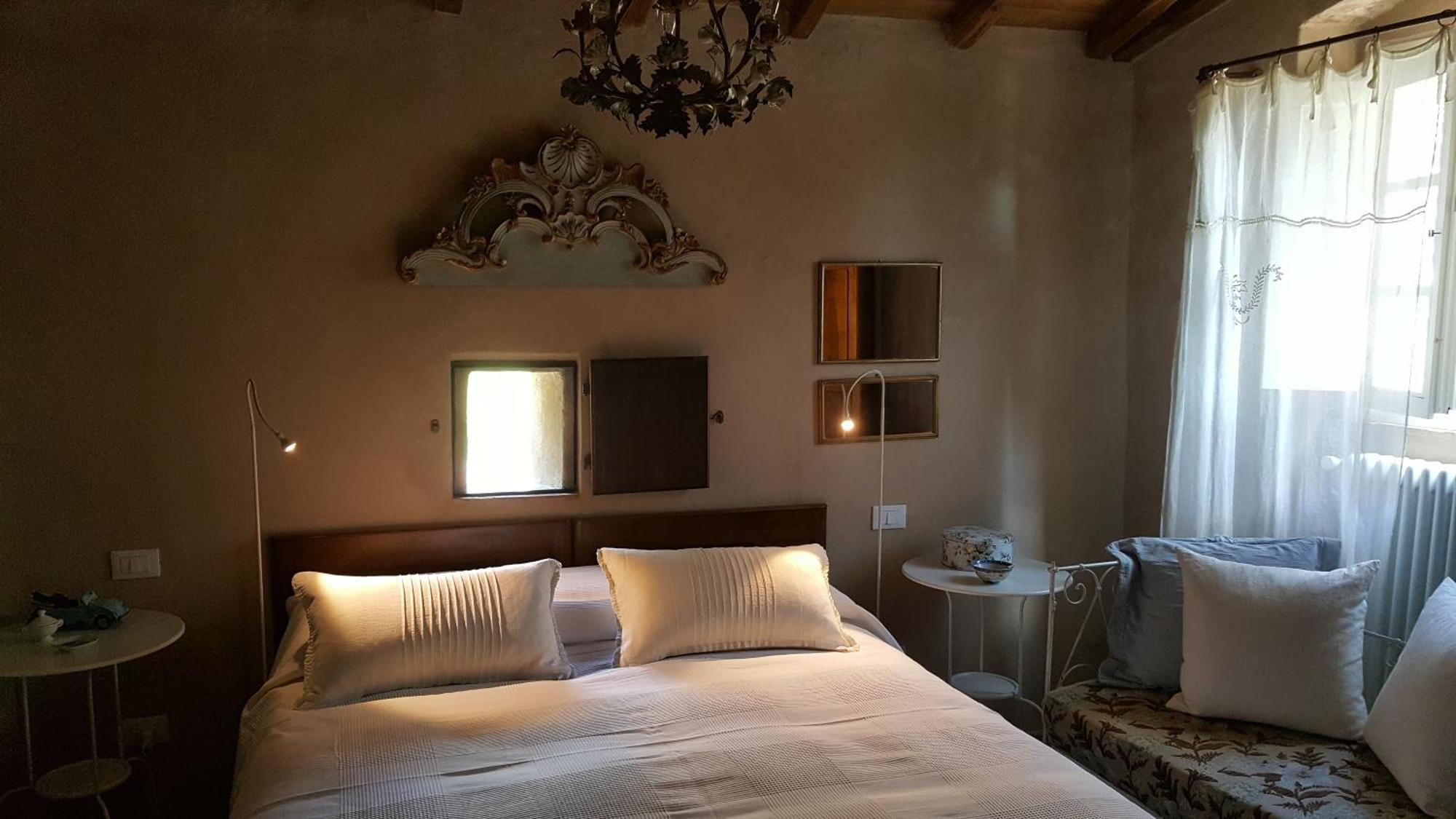 Casale Amati Country House Ortonovo Eksteriør billede