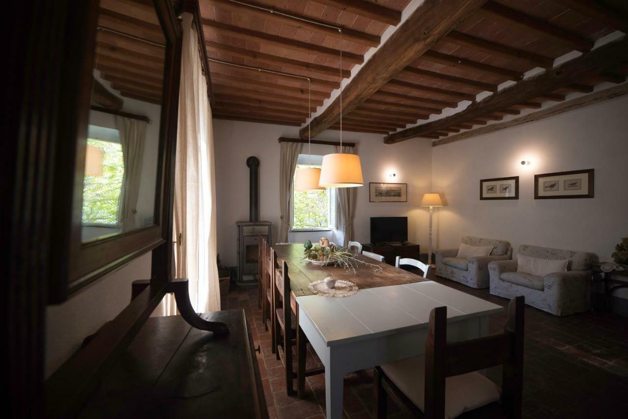 Casale Amati Country House Ortonovo Eksteriør billede