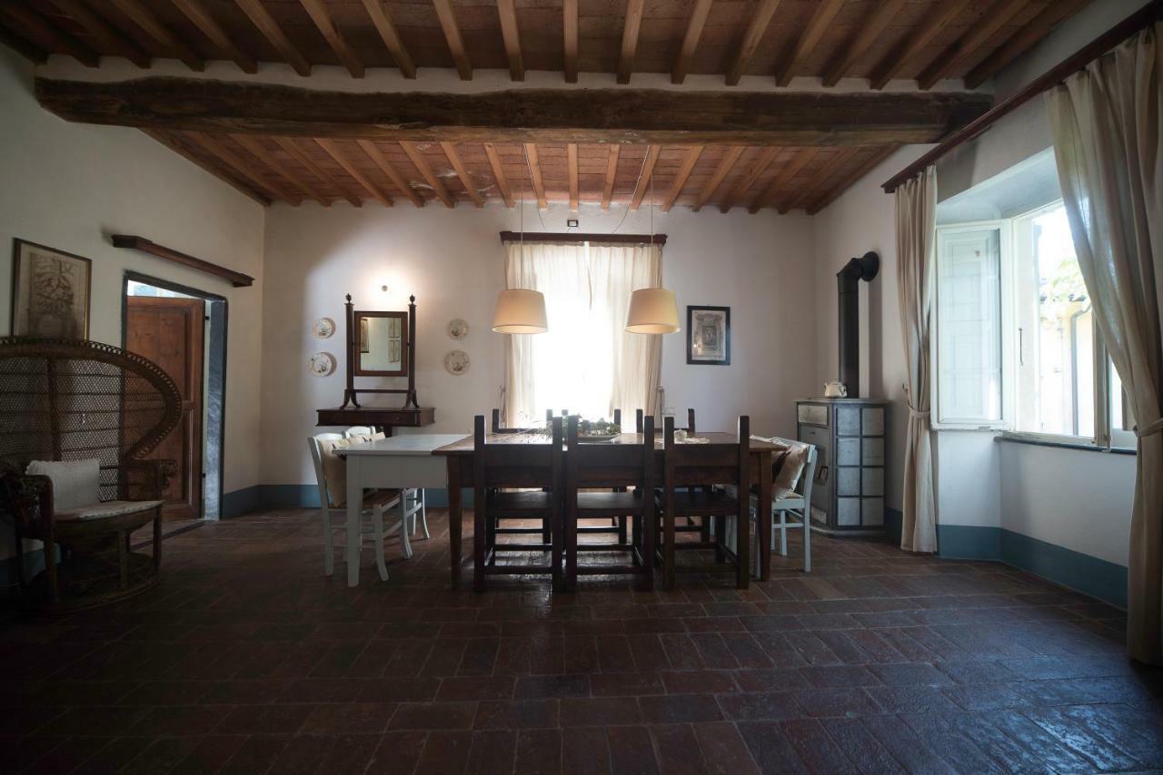 Casale Amati Country House Ortonovo Eksteriør billede