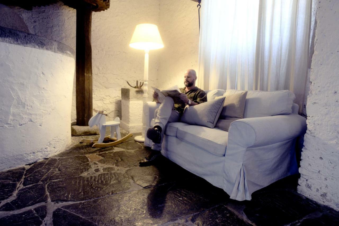 Casale Amati Country House Ortonovo Eksteriør billede